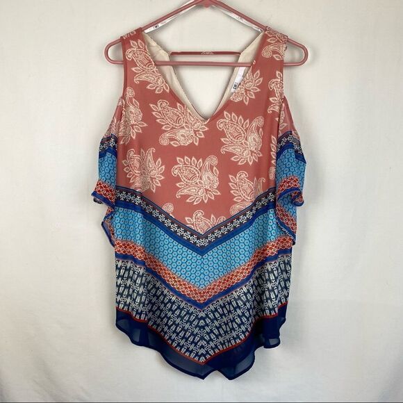 Cold shoulder blouse   - Picture 2 of 6